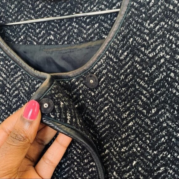 TORY BURCH BLACK WHITE WOOL LEATHER SLEEVELESS LIGHT BELTED  BELT JACKET - Picture 11 of 16